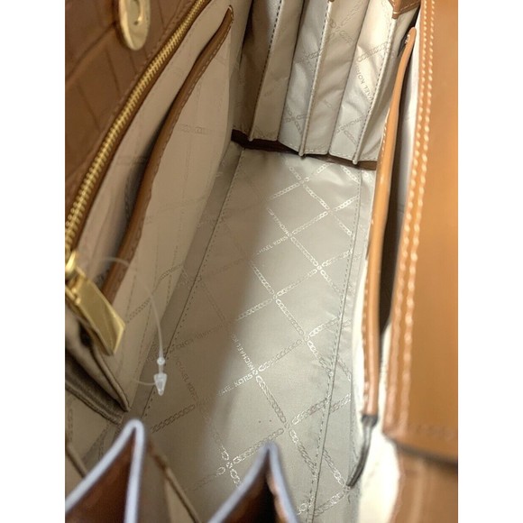 Michael Kors Zoe Medium Satchel Chestnut  Croc Embossed - Picture 5 of 7